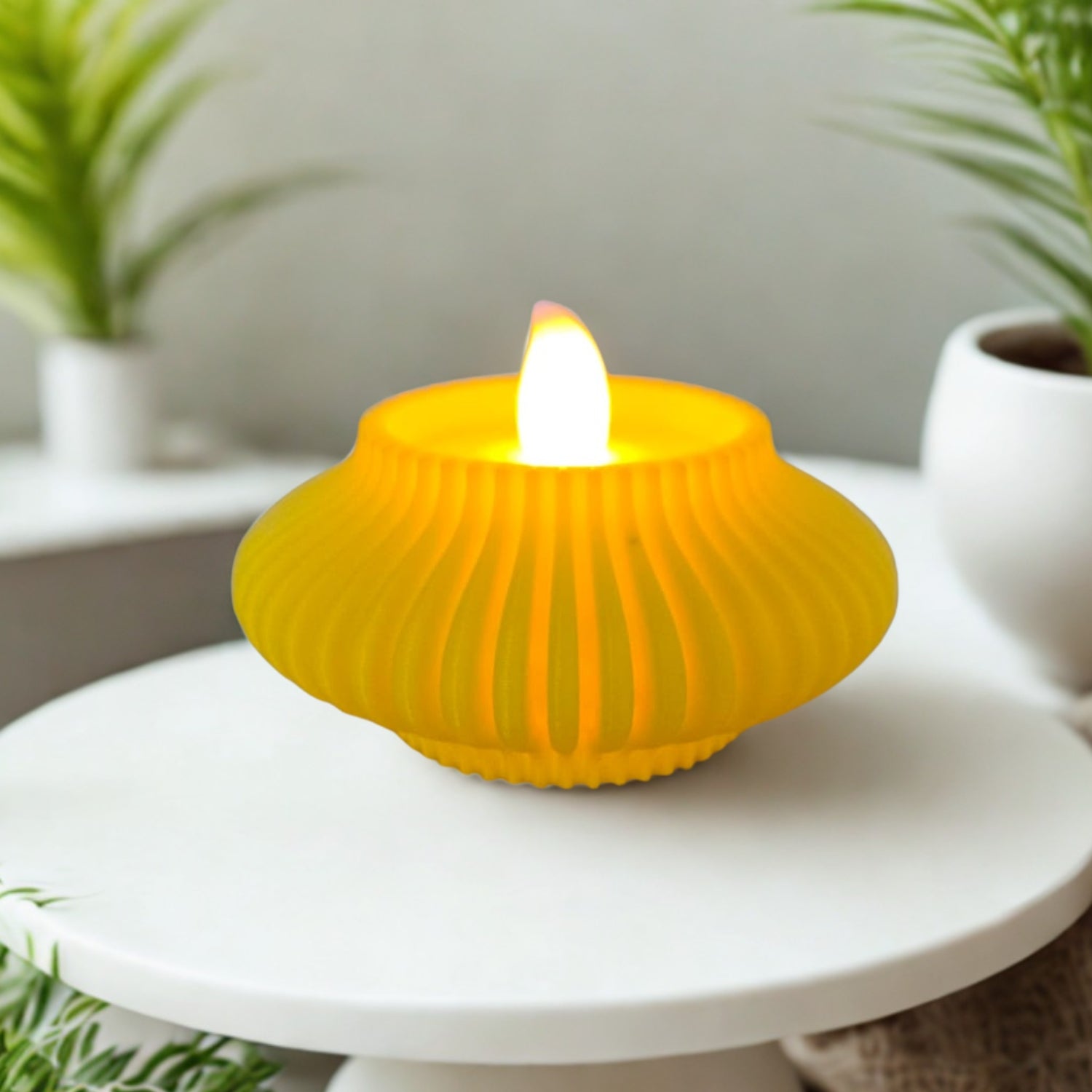 Elegant Tealight Candle Holder 2